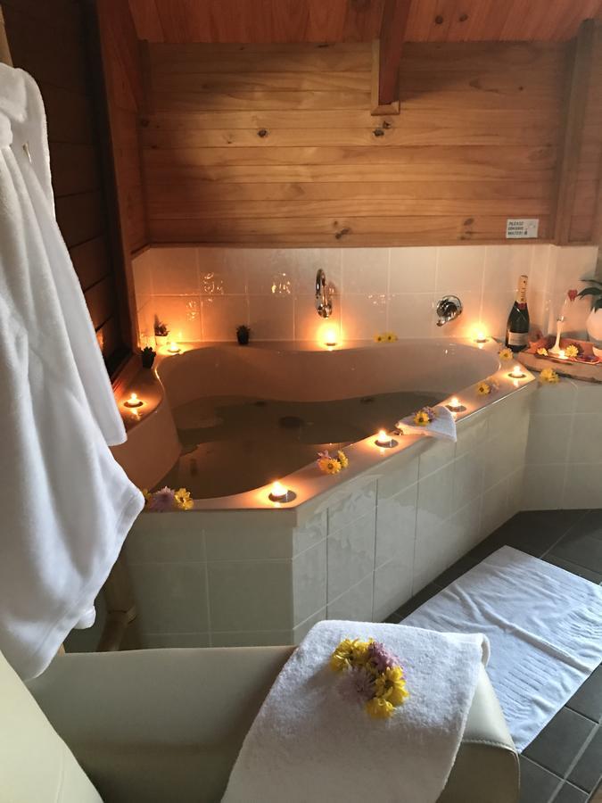 Casagrande Resort & Day Spa Bilambil Heights Esterno foto